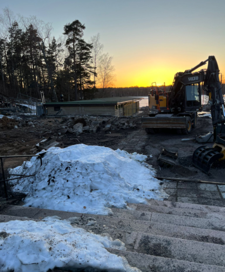 Markarbete på Flatenbadet